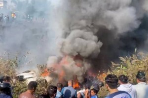 
                    В Непале разбился пассажирский самолет
                