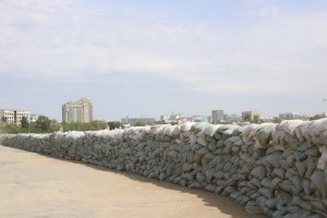 На территории Атырау усиленно ведутся берегоукрепительные работы
