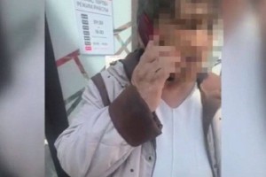 “Ползите до банкомата”: агрессивный мошенник пытался обмануть карагандинку