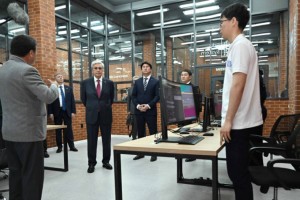 Глава государства посетил Yessenov Technopark и спорткомплекс BS Arena в Актау