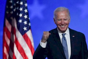 
                    Пересмотр равноправия однополых и межрасовых семей исключили США
                