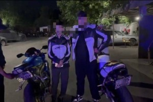 
                    В Алматы задержаны мотоциклисты за грубые нарушения ПДД
                