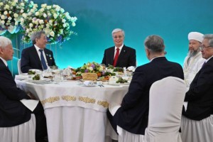 От имени Главы государства проведен ауызашар для участников Национального курултая