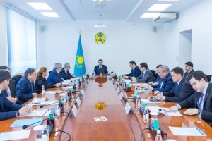 Бектенов проверил реализацию поручений Президента по созданию ядерного кластера в области Абай