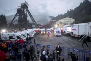 
                    В Турции после взрыва на шахте завершились поисково-спасательные работы
                