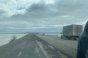 
                    В четырех регионах открыли дороги после переливов
                