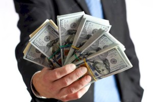 
                    Благодаря интуиции мужчина стал богаче на 100 тысяч долларов
                