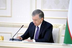 
                    Режим ЧП ввел Президент Узбекистана в Каракалпакстане
                