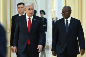 Президенты Казахстана и Гвинея-Бисау провели переговоры в расширенном формате