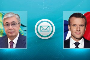 Токаев выразил соболезнования президенту Франции