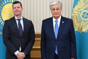 Глава государства принял спортивного директора МОК Кита МакКоннелла