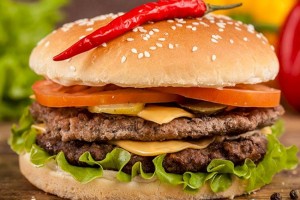 
                    Сеть ресторанов McDonald’s в России переименовали во «Вкусно и точка»
                