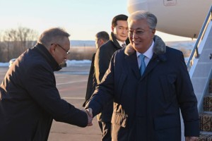 
                    Токаев прибыл в область Жетісу
                