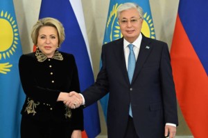 
                    Токаев встретился с председателем Совета Федерации России Валентиной Матвиенко
                
