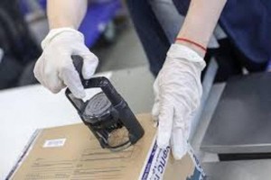 
                    10,5 года получил казахстанец за контрабанду наркотиков из США
                