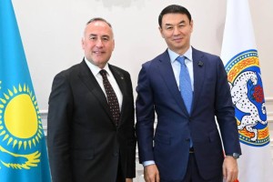 
                    Дархан Сатыбалды встретился с руководством TAV Airports и аэропорта Алматы
                