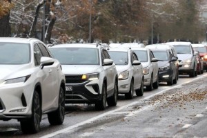 
                    Около 10 автомашин столкнулось на трассе в Акмолинской области
                