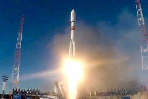 
                    Ракету с военным спутником запустили россияне
                