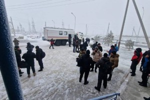 
                    48 дальнобойщиков эвакуированы из снежных заносов в области Жетісу
                