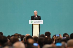 
                    Глава государства Касым-Жомарт Токаев принял участие в первом форуме работников сельского хозяйства
                