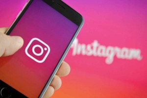 
                    Почему заблокировали Instagram в России
                