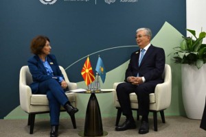 
                    Президент Северной Македонии поблагодарила Токаева
                