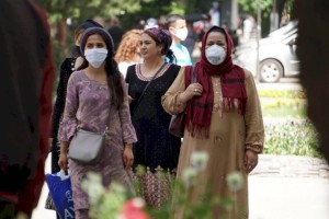 
                    В Таджикистане отменяют обязательное ношение масок
                