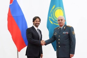 
                    В Астане состоялась встреча министров обороны Казахстана и Словакии
                