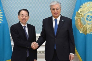 
                    Токаев принял президента Азиатского банка развития 
                