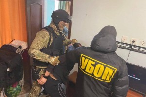 
                    Задержаны вымогатели, которые насильно удерживали иностранца в Атырау
                