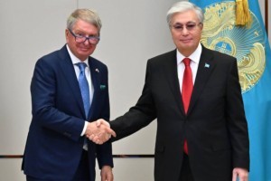 
                    Глава государства поблагодарил председателя наблюдательного совета Polpharma
                