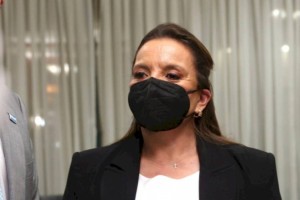 Президент Гондураса заразилась коронавирусом