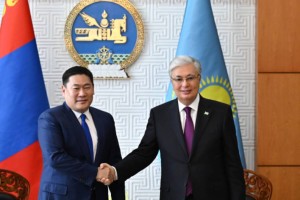 
                     Токаев встретился с Премьер-министром Монголии
                
