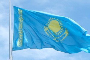 
                    Орденами и медалями наградил Токаев ряд казахстанцев в преддверии Дня Республики 
                