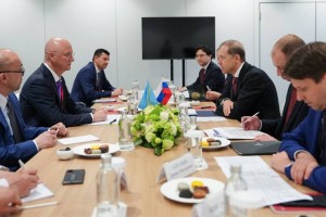 
                    Казахстан усиливает стратегическое сотрудничество на международной площадке ПМЭФ-2025 
                