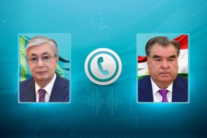 
                    Токаев провел телефонные переговоры с президентом Таджикистана 
                