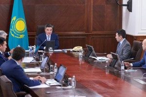 
                    Бектенов провел совещание по реализации казахско-китайских соглашений 
                