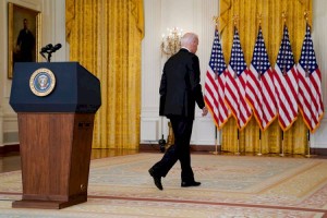 
                    В США задержали мужчину, планировавшего убить Байдена, Обаму и Цукерберга
                