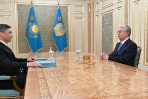 Бектенов доложил Токаеву о ситуации в экономике