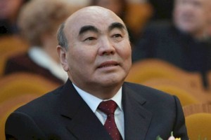 
                    В Бишкеке прекращено уголовное преследование экс-президента Акаева
                