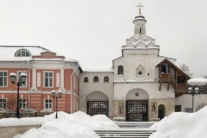 
                    Молодой мужчина устроил взрыв на территории женского монастыря в России
                