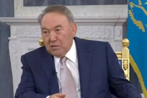 
                    Нурсултан Назарбаев: Я был в центре шторма
                