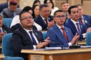 
                    Президент пояснил в Послании, как будут избираться акимы районов и городов областного значения
                