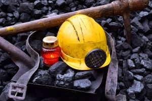 На шахте Костенко вводятся дополнительные силы горноспасателей