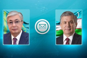 
                    Токаев поздравил президента Узбекистана с Днем Независимости
                