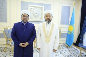 
                    Верховный муфтий Казахстана встретился с узбекским коллегой
                