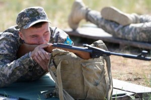 
                    Министр обороны доложил Токаеву о боевой и мобилизационной готовности
                