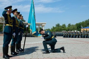 Почти 200 выпускников Академии Нацгвардии пополнили ряды офицеров