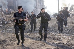 
                    Трое человек пострадали на съемках фильма «Неудержимые-4»
                
