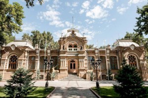 
                    В Узбекистане отреставрируют резиденцию князя Романова
                